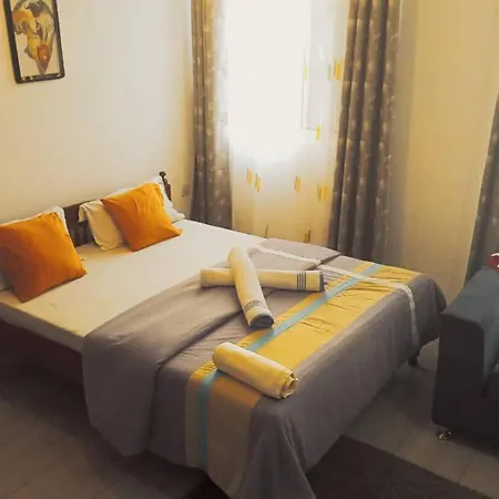 Farhita Furnished Apartments Mombasa Exterior foto